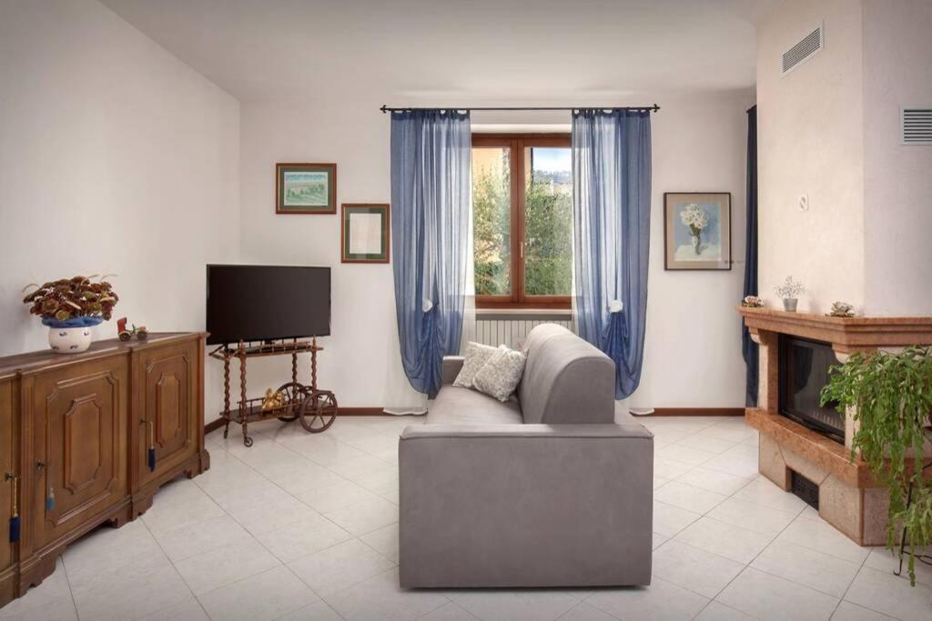 Casa Lory-Appartamento A Garda Garda  Exterior photo